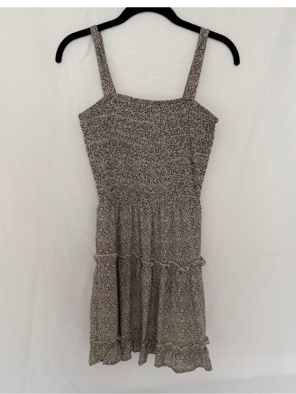 Sienna Sky Smocked Black White Ditsy Floral Tiered Mini Dress x-Small - Picture 4 of 4